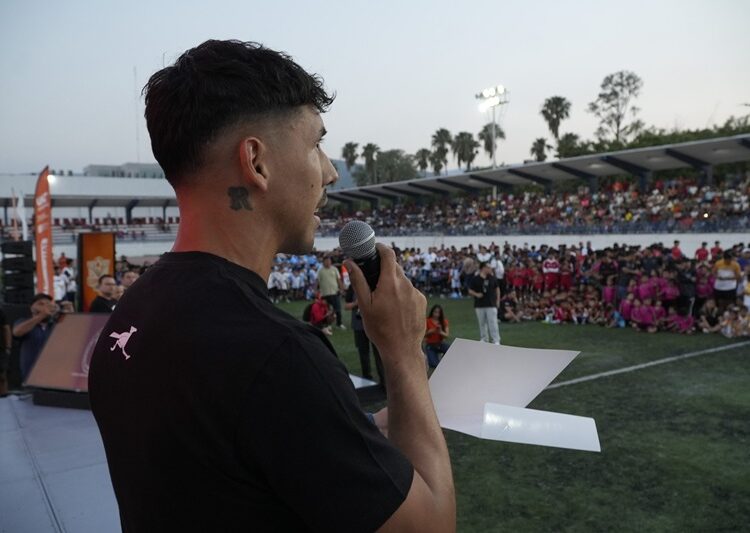 El rector inaugura la Copa UAT 2026 con Ricardo “Diablito” Chávez como invitado de honor