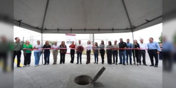 Entrega Carmen Lilia obras de infraestructura hídrica y urbana al sur de NLD