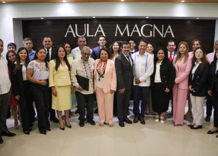 Estudiantes de derecho de la UAT se incorporan al PJF para avanzar en su formación profesional