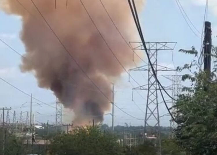 Explosión en subestación de CFE deja sin luz a varios sectores de Reynosa