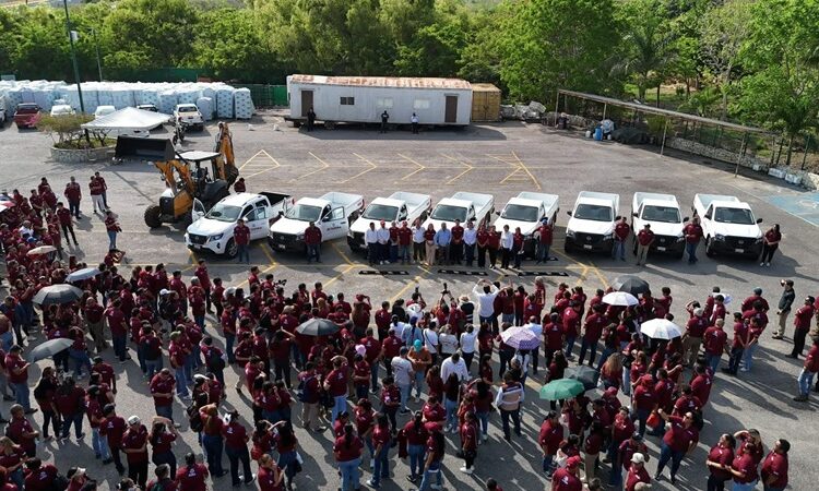 Fortalece Armando Martínez parque vehicular municipal