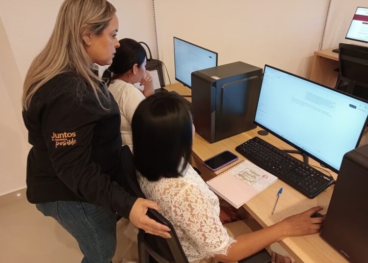 Imparten talleres de ‘Inteligencia Artificial’ en la ‘Infoteca’