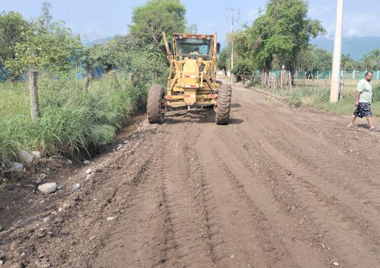 Intensifican acciones de rehabilitación de vialidades en la Capital