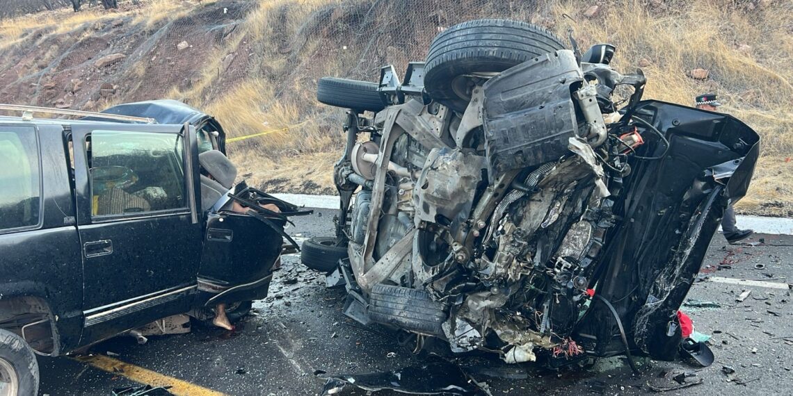 No respetar condiciones de manejo seguro, provocó fuerte accidente en la Uruapan-Nueva Italia