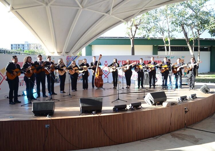 Obtiene plata la rondalla de la UPV en encuentro nacional cultural y deportivo