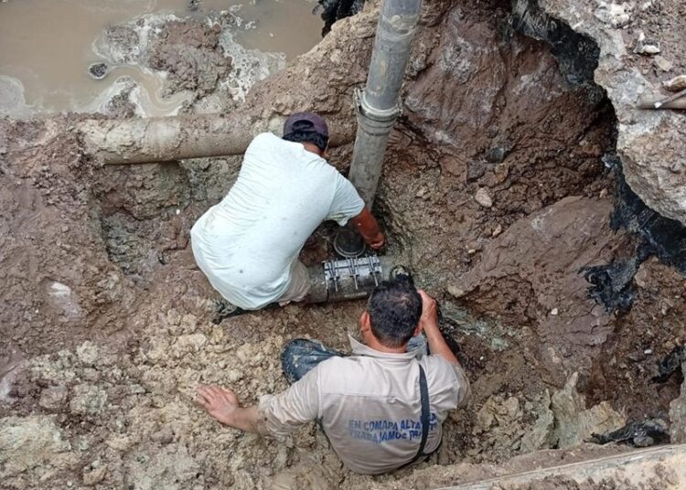 Oportuna respuesta de COMAPA Altamira a reportes de fugas de agua