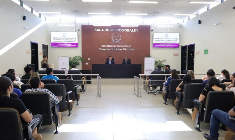 Preparan FDCSV-UAT y Poder Judicial a futuros abogados en solución pacífica de conflictos
