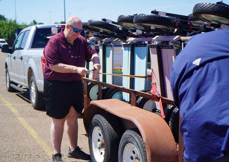 Recibe DIF NLD 2.ª donación de carros de movilidad de ‘Mobility Worldwide’