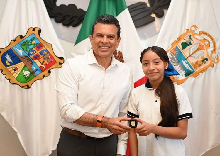 Recibe Lalo Gattás a niños victorenses que participarán en evento nacional de rondallas