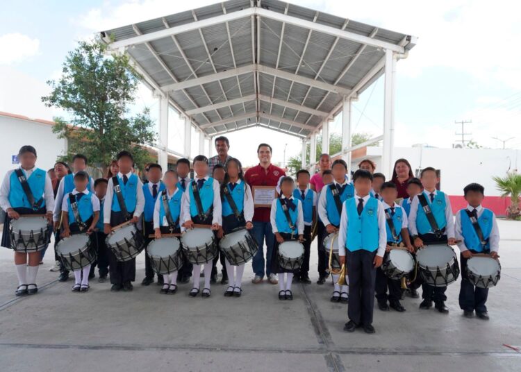 Recorre HP colonias, atendiendo en territorio a los reynosenses