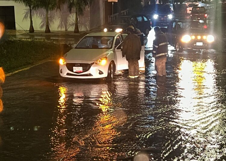 Reporta PC saldo blanco por lluvias en Victoria