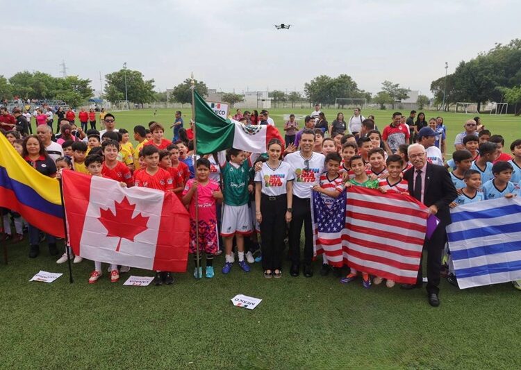 Rueda el balón en el ‘Mundialito DIF Victoria 2026’
