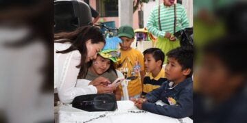 Traslada Blanca Guzmán Hinojosa alegría a niños del Repecho