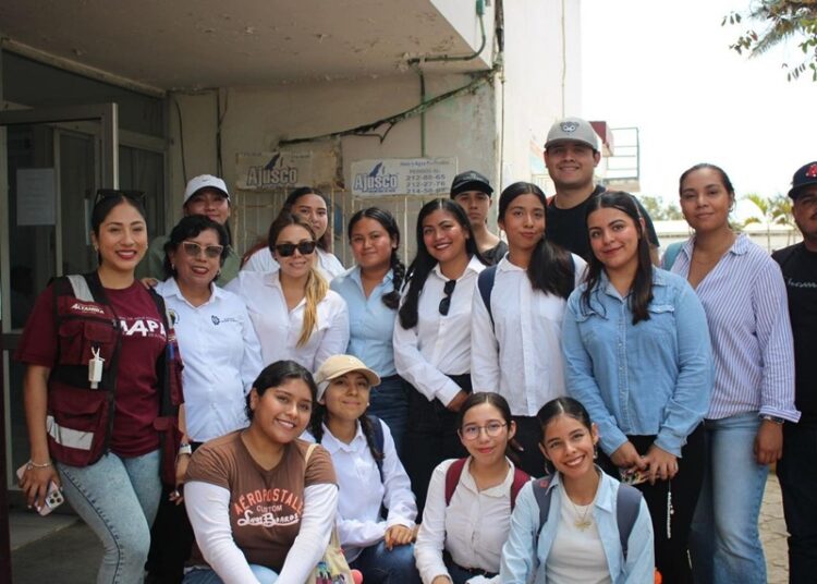 Visitan alumnos del Tec de Madero planta DUPORT