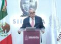 ¡Solicita Rocha Moya licencia en Sinaloa!