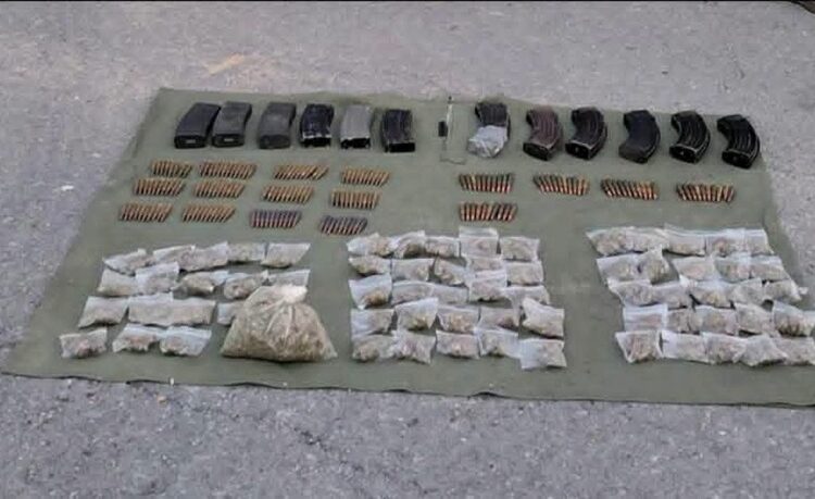 Aseguran explosivos, armas y droga en la “frontera chica”