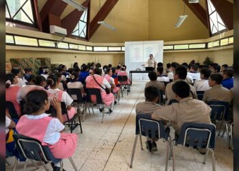 Avanza campaña de INMUJER #SinMiedoaContarlo en el sector educativo municipal