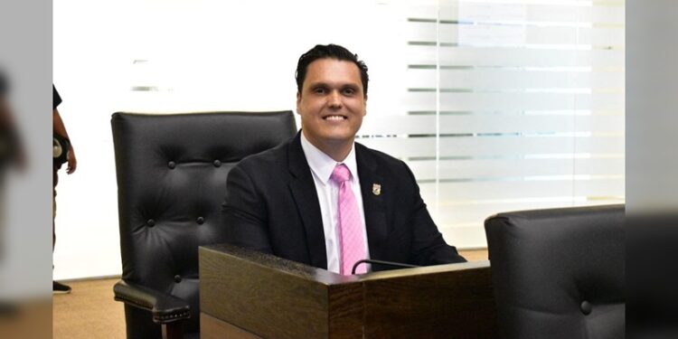 Continuarán diputadas y diputados con trabajos legislativos durante el próximo receso
