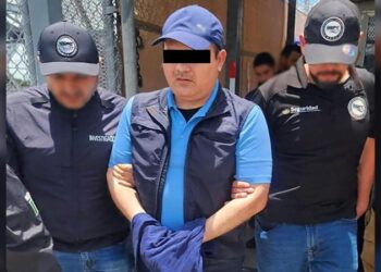 Deporta EU por Matamoros a funcionario ligado a redes criminales en Aduanas