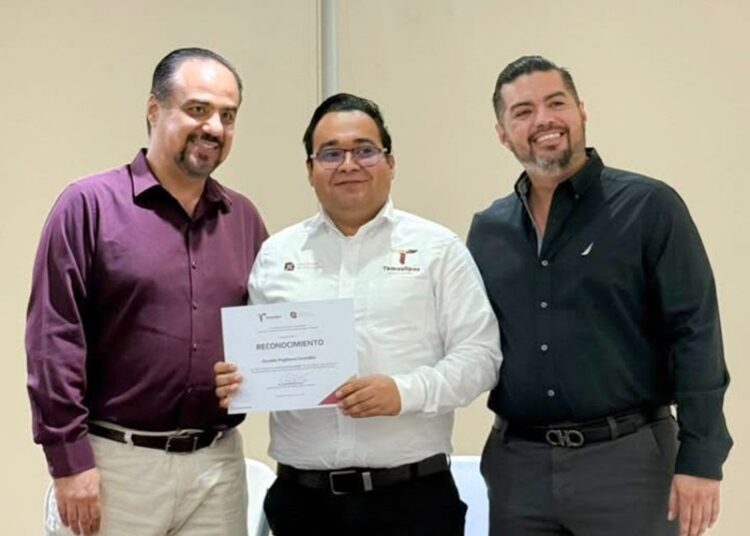 Desarrolla SET competencias tecnológicas en personal educativo