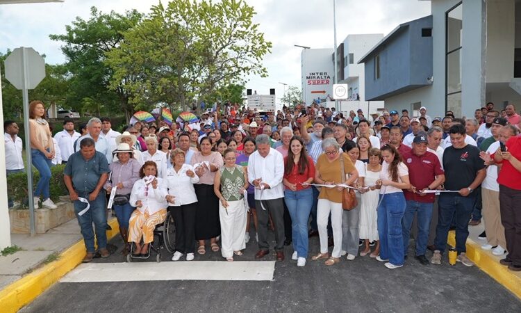 Dignifica Armando Martínez vialidades del ejido Vega de Esteros