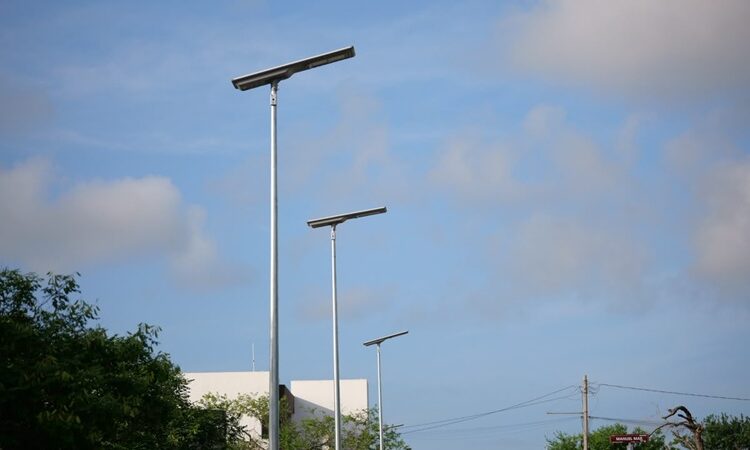Dignifica Armando Martínez vialidades del ejido Vega de Esteros
