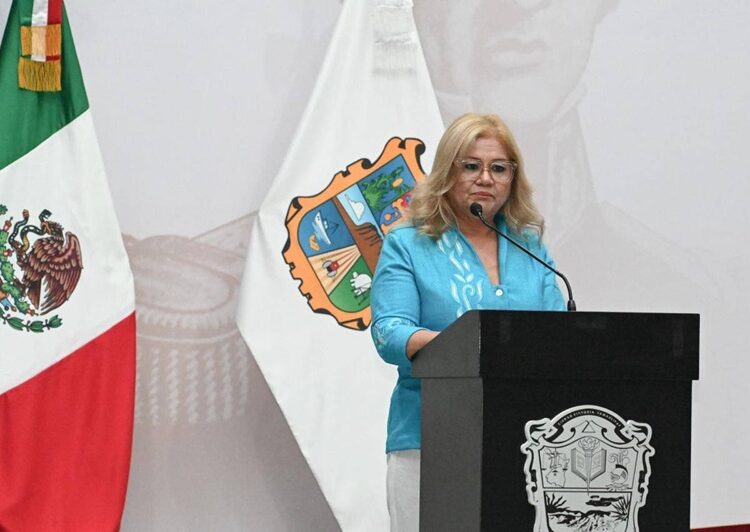 Distingue Ayuntamiento a niños y maestros de excelencia con la medalla ‘Guadalupe Victoria’