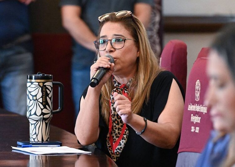 Dona Municipio predio para construcción de guardería infantil IMSS en Victoria