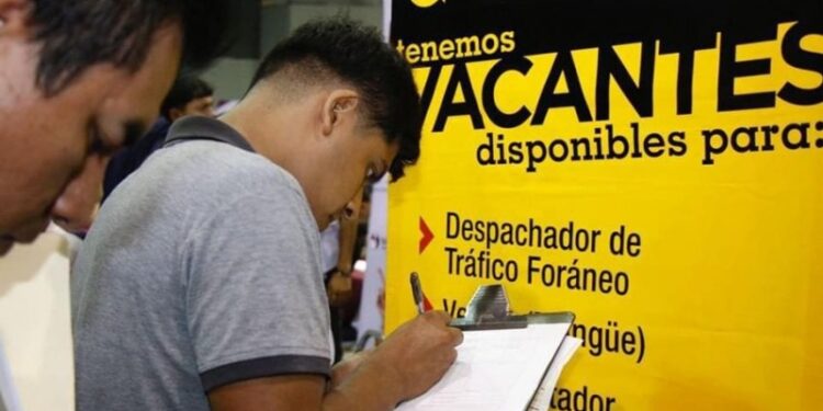 Empleo avanza en Tamaulipas, pero el consumo muestra señales de debilidad