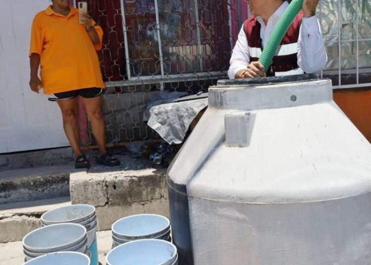 Encabeza Gattás operativo ‘emergente de abasto de agua’ en Victoria