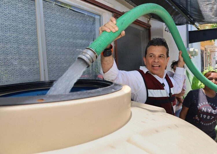 Encabeza Gattás operativo ‘emergente de abasto de agua’ en Victoria