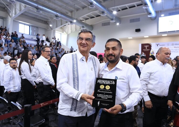 Entrega Américo gimnasio-auditorio al Tec Victoria; inversión fue de 84 mdp