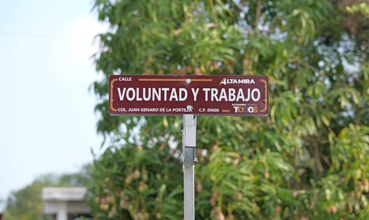Entrega Armando Martínez obras de pavimentación por más de 7 mdp