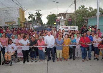 Entrega Armando Martínez pavimentación de vialidades en Monte Alto