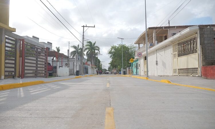 Entrega Armando Martínez pavimentación de vialidades en Monte Alto
