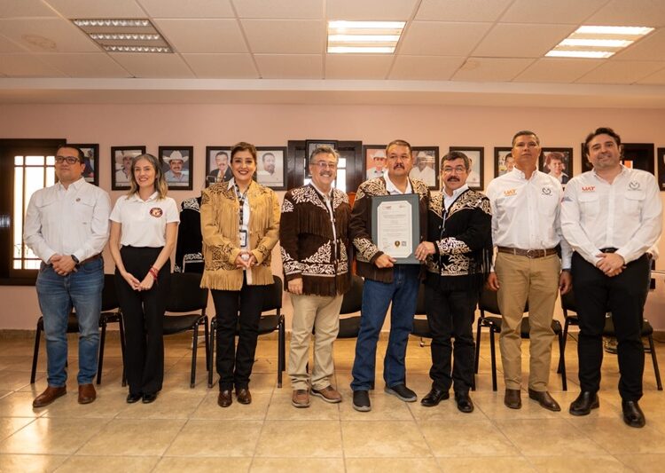 Entrega la UAT certificaciones a productores de la ‘Cuera Tamaulipeca’