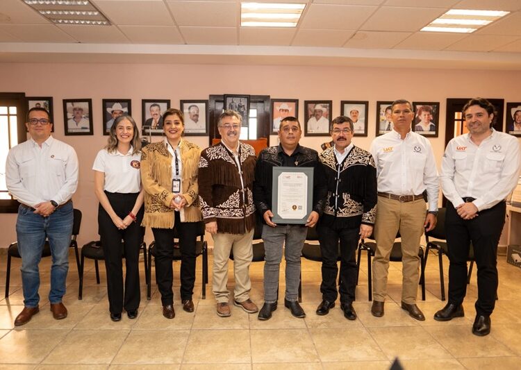 Entrega la UAT certificaciones a productores de la ‘Cuera Tamaulipeca’