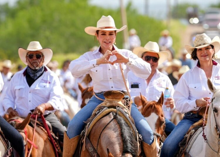 Fortalece Carmen Lilia lazos de hermandad con Nueva Ciudad Guerrero