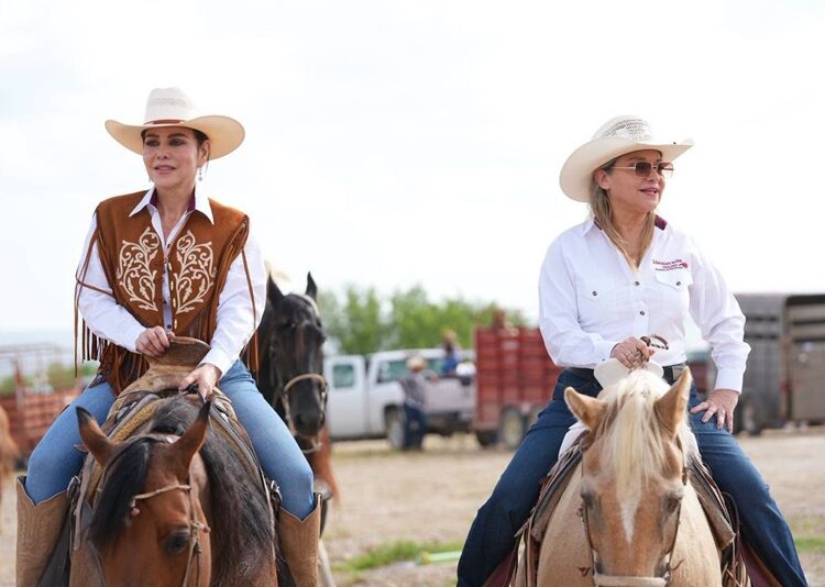 Fortalece Carmen Lilia lazos de hermandad con Nueva Ciudad Guerrero