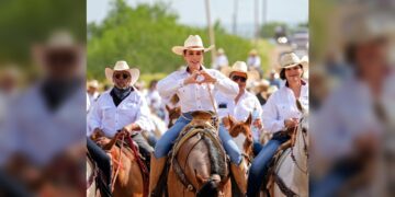 Fortalece Carmen Lilia lazos de hermandad con Nueva Ciudad Guerrero