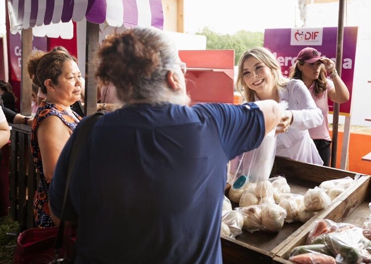 Fortalece DIF Matamoros la atención social en el “Martes en tu Colonia” con brigada de servicios