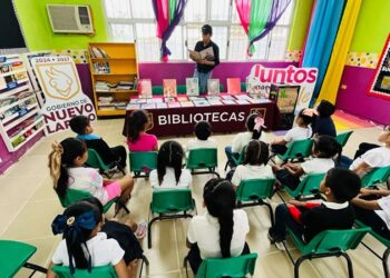 Gobierno de NLD fortalece el fomento a la lectura con el programa ‘Biblioteca Itinerante’