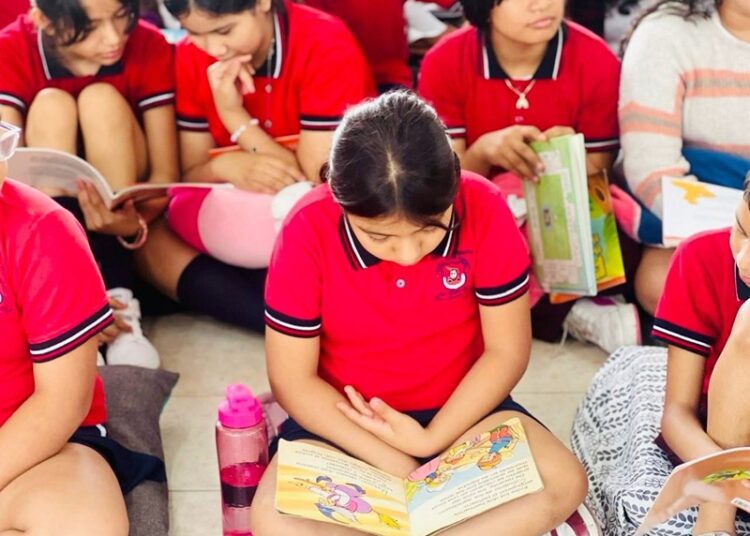 Gobierno de NLD fortalece el fomento a la lectura con el programa ‘Biblioteca Itinerante’