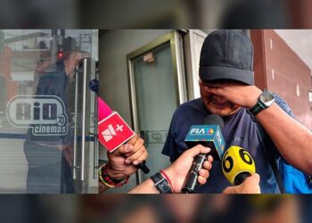 Hombre queda atrapado en un cine tras quedarse dormido en MTY