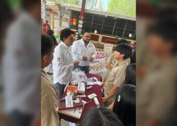 IMJUVE promueve la paz y la prevención de adicciones entre estudiantes de la Secundaria No. 4