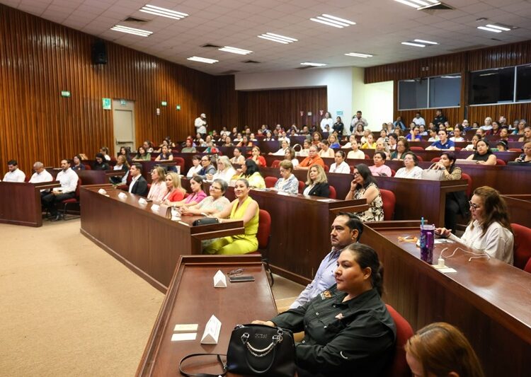 Impulsa la UAT talleres de motivación y liderazgo para mujeres