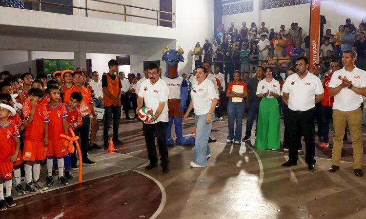 Inaugura Dámaso Anaya encuentros deportivos en El Mante
