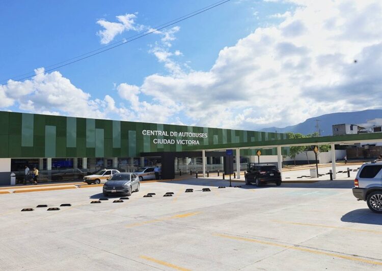 Inaugura Lalo Gattás moderna y funcional Central de Autobuses de Victoria