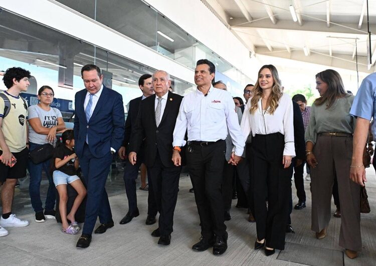 Inaugura Lalo Gattás moderna y funcional Central de Autobuses de Victoria