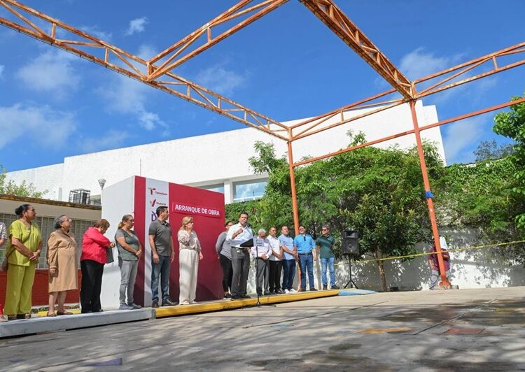 Inicia Municipio construcción de techumbre en ‘Jardín de Niños’